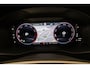 Skoda Karoq Sportline Business 1.5 TSI 150pk DSG Automaat Trekhaak, Panoramadak, Elektrische achterklep, Adaptive cruise control, Navigatie, Achteruitrijcamera,