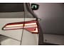 Skoda Karoq Sportline Business 1.5 TSI 150pk DSG Automaat Trekhaak, Panoramadak, Elektrische achterklep, Adaptive cruise control, Navigatie, Achteruitrijcamera,