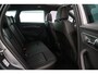 Skoda Karoq Sportline Business 1.5 TSI 150pk DSG Automaat Trekhaak, Panoramadak, Elektrische achterklep, Adaptive cruise control, Navigatie, Achteruitrijcamera,