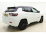 Jeep Compass 4xe 240 Plug-in Hybrid Electric S Automaat | Navigatie | Lederen bekleding | Camera | Keyless | Zwart dak | Dakrails | Lichtmetalen velgen black | Climate control