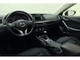 Mazda 6 2.0 TS | Navigatie | Trekhaak (1.300KG trekgewicht )| Climate control | Stoelverwarming | Parkeersensoren | Cruise control | Extra getint glas