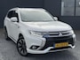 Mitsubishi Outlander 2.0 PHEV Executive Edition 2e Eigenaar,Navi,Camera,Afn.Trekhaak,Stoelverw.Alcantara-Leder,Keyless,Dealer Onderhouden,Pdc V+A,Lm velgen,N.A.P,Nieuwe Apk bij Aflevering