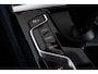 BMW 5-Serie Touring 530e xDrive M Sport - Trekhaak - Panoramdak - Multifunctionele voorstoelen - Driving Assistant Professional - Head up - Harman Kardon - Verwarmde voor/achter stoelen - BMW Laserlight -