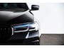 BMW 5-Serie Touring 530e xDrive M Sport - Trekhaak - Panoramdak - Multifunctionele voorstoelen - Driving Assistant Professional - Head up - Harman Kardon - Verwarmde voor/achter stoelen - BMW Laserlight -
