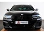 BMW 5-Serie Touring 530e xDrive M Sport - Trekhaak - Panoramdak - Multifunctionele voorstoelen - Driving Assistant Professional - Head up - Harman Kardon - Verwarmde voor/achter stoelen - BMW Laserlight -