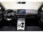Hyundai Kona Electric EV Comfort 39 kWh 3 fase [ Navi Apple Carplay / Android Adapt.cruise Krell Stoelverwarming ]