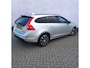 Volvo V60 2.0 T3 Polar+ | Stoelverwarming Voor | Getint Glas | Parkeersensoren Voor en Achter | Navigatie | DAB | Verwarmde Voorruit |