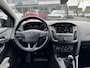 Ford Focus 1.0 Ecoboost Titanium | 100pk | Trekhaak | Cruise control | 17 inch velgen | Voorruit verwarming | Parkeersensoren Achter