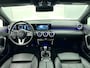 Mercedes-Benz A-klasse 160 Business Solution Luxury Navigatie Apple Carplay/Android Auto Camera Parkeersensoren Cruise Control Stoelverwarming Virtual Cockpit Lichtmetalen velgen Climate Control