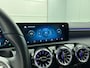 Mercedes-Benz A-klasse 160 Business Solution Luxury Navigatie Apple Carplay/Android Auto Camera Parkeersensoren Cruise Control Stoelverwarming Virtual Cockpit Lichtmetalen velgen Climate Control