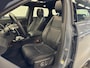 Land Rover Range Rover Evoque 1.5 P300e AWD R-Dynamic HSE / Leder / Pano / Massagestoel / 20 inch