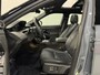 Land Rover Range Rover Evoque 1.5 P300e AWD R-Dynamic HSE / Leder / Pano / Massagestoel / 20 inch