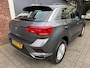 Volkswagen T-Roc 1.5 TSI Style Carplay   Adapt.cruise  PDC  12 mnd. Bovag garantie