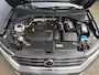 Volkswagen T-Roc 1.5 TSI Style Carplay   Adapt.cruise  PDC  12 mnd. Bovag garantie