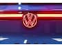 Volkswagen T-Roc 1.5 eTSI R-Line | HUD | BLACK PACK | ELEKTR. ACHTERKLEP | STOELV