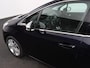 Peugeot 208 1.2 PureTech 110pk Automaat Allure Cruise control Parkeersensoren achter LED Navigatie Climate Control Extra Getint glas Lichtmetalen Velgen