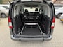 Volkswagen Caddy 1.5 TSI Rolstoelauto L1 Automaat 3+1 of 5+0 - Alle opties - Bodemverlaging - Rolstoelvervoer