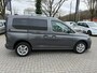 Volkswagen Caddy 1.5 TSI Rolstoelauto L1 Automaat 3+1 of 5+0 - Alle opties - Bodemverlaging - Rolstoelvervoer