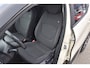 Renault Captur 0.9 TCe Limited , TREKHAAK , AIRCO , NAVI , CR CONTR , PDC A , LMV16 ,