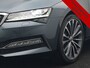 Skoda Superb Combi 1.4 TSI iV Laurin & Klement PHEV 218pk Dealer O.H. | Adaptive Cruise | 360 Camera | Canton Audio | Lederen Comfortstoelen Memory & Massage & Ventilatie | Sfeerverlichting | Stoelen & Stuur Verwarmd | Apple Carplay | Blis | Keyless | Plug In Hybrid |