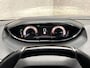 Peugeot 3008 1.2 PureTech GT Line (PANORAMADAK, APPLE CARPLAY, GROOT NAVI, 360 CAMERA, LEDER, TREKHAAK, SPORTSTOELEN, KEYLESS, GETINT GLAS, NIEUWSTAAT)