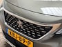 Peugeot 3008 1.2 PureTech GT Line (PANORAMADAK, APPLE CARPLAY, GROOT NAVI, 360 CAMERA, LEDER, TREKHAAK, SPORTSTOELEN, KEYLESS, GETINT GLAS, NIEUWSTAAT)