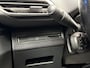 Peugeot 3008 1.2 PureTech GT Line (PANORAMADAK, APPLE CARPLAY, GROOT NAVI, 360 CAMERA, LEDER, TREKHAAK, SPORTSTOELEN, KEYLESS, GETINT GLAS, NIEUWSTAAT)