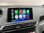 Peugeot 3008 1.2 PureTech GT Line (PANORAMADAK, APPLE CARPLAY, GROOT NAVI, 360 CAMERA, LEDER, TREKHAAK, SPORTSTOELEN, KEYLESS, GETINT GLAS, NIEUWSTAAT)