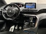 Peugeot 3008 1.2 PureTech GT Line (PANORAMADAK, APPLE CARPLAY, GROOT NAVI, 360 CAMERA, LEDER, TREKHAAK, SPORTSTOELEN, KEYLESS, GETINT GLAS, NIEUWSTAAT)