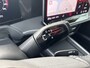 Volkswagen Passat Variant 1.5 eHybrid 204pk DSG Business / Zwenkbare Trekhaak / Voorstoelen Verwarmbaar + Massagefunctie / Head-updisplay / 17'' LMV