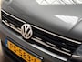 Volkswagen Tiguan 1.4 TSI ACT Comfortline 150Pk Automaat (PANORAMADAK, APPLE CARPLAY, GROOT NAVI, STOELVERWARMING, ALCANTARA, PARKEERSENSOREN, GETINT GLAS, NIEUWE APK, NIEUWSTAAT)
