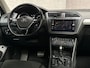 Volkswagen Tiguan 1.4 TSI ACT Comfortline 150Pk Automaat (PANORAMADAK, APPLE CARPLAY, GROOT NAVI, STOELVERWARMING, ALCANTARA, PARKEERSENSOREN, GETINT GLAS, NIEUWE APK, NIEUWSTAAT)