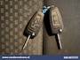 Ford Transit Custom 2.0 TDCI 130pk L1H1 Euro6 Airco | LED | 2500kg Trekhaak | Cruisecontrol | Verwarmde voorruit Parkeersensoren, Bijrijdersbank