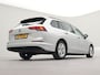 Volkswagen Golf Variant 1.0 TSI Life | Appconnect | Navigatie | Voorstoelen verwarmd | Parkeersensoren voor en achter |