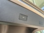 Volkswagen T-Roc 1.5 TSI 150pk DSG R-Line / Black style / Afneembare Trekhaak / Voorstoelen Verwarmbaar / App. Connect / 18'' LMV