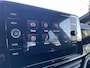 Volkswagen T-Roc 1.5 TSI 150pk DSG R-Line / Black style / Afneembare Trekhaak / Voorstoelen Verwarmbaar / App. Connect / 18'' LMV