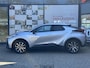 Toyota C-HR / C-HR+ 1.8 Hybrid 140 First Edition ANDROID/APPLE STOEL/STUURVERW. P-SENSOREN EL-ACHTERKLEP DODEHOEK NAVI