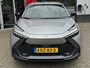 Toyota C-HR / C-HR+ 1.8 HYBRID 140 FIRST-EDITION ANDROID/APPLE STOEL/STUURVERW. P-SENSOREN EL-ACHTERKLEP DODEHOEK NAVI
