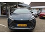 Toyota C-HR / C-HR+ 1.8 HYBRID 140 FIRST EDITION BLIND-SPOT STOEL/STUURVERWARMING EL-ACHTERKLEP LED-PAKKET KEYLESS 18"LM-VELGEN