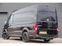 Volkswagen Crafter 35 2.0 TDI L3H3 140PK AUT. LED, TREKHAAK, BETIMMERING, STOELVERWARMING, GEVEERDE ERGO COMFORT STOEL, CAMERA, NAVI, CRUISE, AIRCO, CARPLAY, PARKEERSENSOREN, MF STUURWIEL