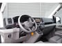 Volkswagen Crafter 35 2.0 TDI L3H3 140PK AUT. LED, TREKHAAK, BETIMMERING, STOELVERWARMING, GEVEERDE ERGO COMFORT STOEL, CAMERA, NAVI, CRUISE, AIRCO, CARPLAY, PARKEERSENSOREN, MF STUURWIEL