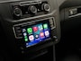 Volkswagen Caddy 2.0 TDI L1H1 BMT Sport Automaat (APPLE CARPLAY, NAVIGATIE, CAMERA, LM VELGEN, CRUISE, TREKHAAK, PARKEERSENSOREN, NIEUWE APK, NIEUWSTAAT)
