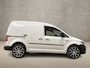 Volkswagen Caddy 2.0 TDI L1H1 BMT Sport Automaat (APPLE CARPLAY, NAVIGATIE, CAMERA, LM VELGEN, CRUISE, TREKHAAK, PARKEERSENSOREN, NIEUWE APK, NIEUWSTAAT)