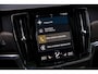 Volvo V90 2.0 T8 AWD Inscription | Trekhaak | Luchtvering | Head-up display | Harman & Kardon | 360° Camera | Stoel massage/ventilatie | Panorama dak | Adaptieve cruise control |