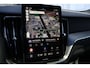 Volvo XC60 T6 Plus Black Edition Recharge Plug-In Hybrid AWD | Harman Kardon | Head Up Display | BLIS | Trekhaak | Lane Assist |