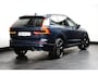 Volvo XC60 Plus Black Edition Recharge Plug-In Hybrid AWD | Harman Kardon | Head Up Display | BLIS | Trekhaak | Lane Assist |