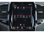 Volvo XC90 T8 Recharge AWD R-Design - Luchtvering - Panorama/schuifdak - IntelliSafe Assist & Surround - 360º Camera - Bowers & Wilkins audio - Adaptieve LED koplampen - Verwarmde voorstoelen & stuur - Parkeersensoren voor & achter - Elektr. bedienb. voorstoelen met geheugen - Standkachel - Extra getint glas - 22' LMV
