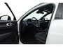 Volvo XC40 Single Motor Plus 69 kWh | Pano | Harman Kardon | 360cam | Apple CarPlay | Adapt. Cruise | Stoel- Stuurverw.