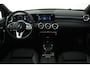 Mercedes-Benz A-klasse 180 Business Solution Luxury (PANORAMADAK, STOELVERWARMING, SFEERVERLICHTING, ELEKTR STOELEN, NAVIGATIE)