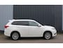 Mitsubishi Outlander 2.4 PHEV Intense 4X4 AFN TREKHAAK WHITE PEARL CLIMA CRUISE CAMERA NAVI 18"LMV STOELVERW.